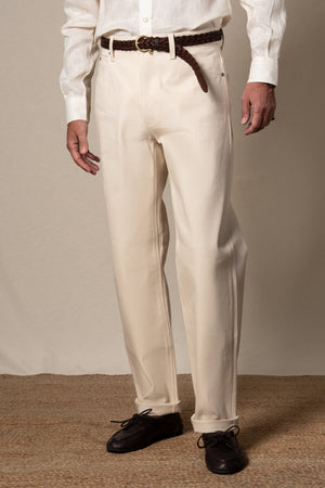 Beige Jeans — sastreria a medida BUND, lookbook Costa Vice Spring Summer 26
