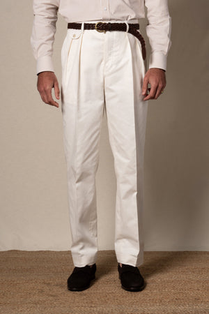 White Plain Cotton Chinos — sastreria a medida BUND, lookbook Costa Vice Spring Summer 26