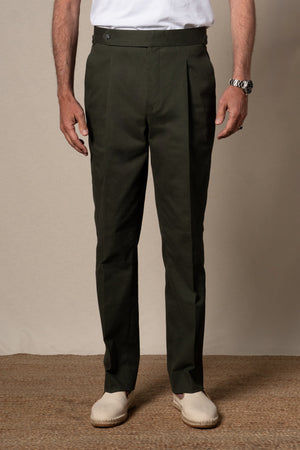 Khaki Plain Cotton Tailoring Pants — sastreria a medida BUND, lookbook Costa Vice Spring Summer 26