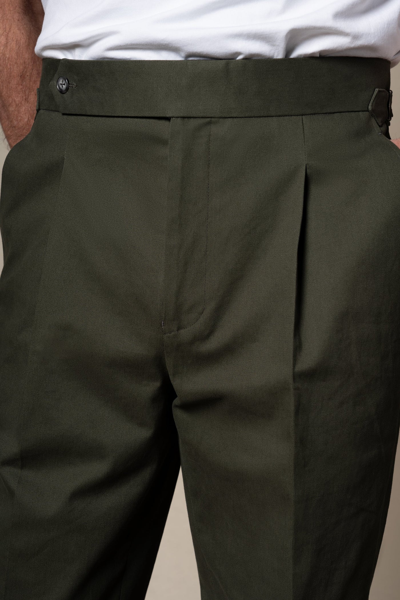 Khaki Plain Cotton Tailoring Pants — vista alternativa 2, BUND Costa Vice Spring Summer 26