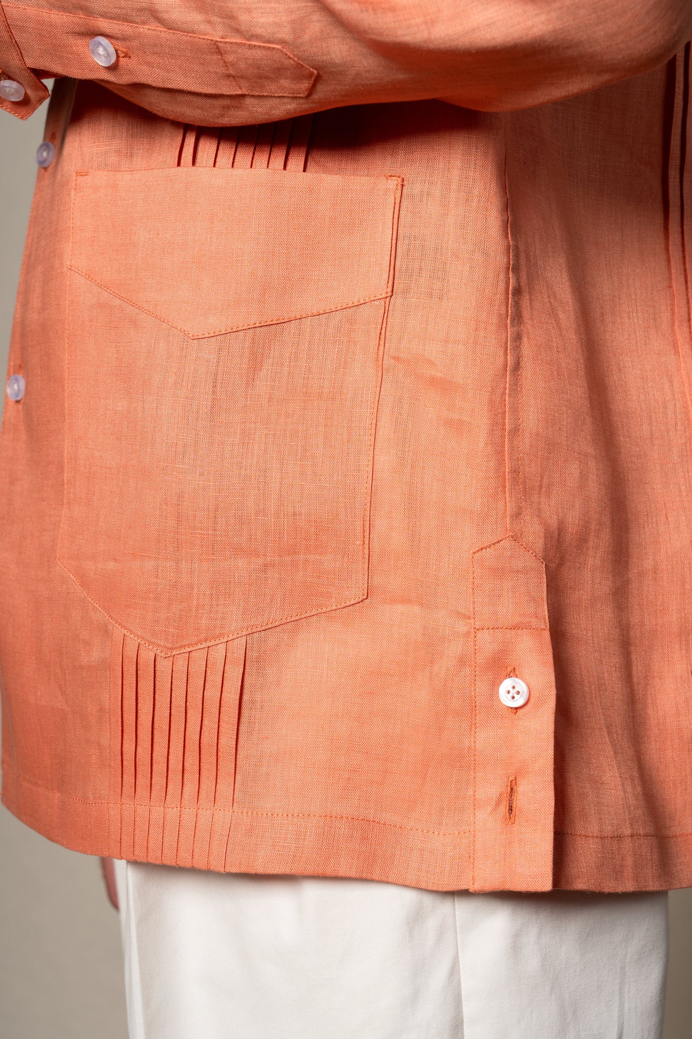 Orange Plain Linen Guayabera Shirt — vista alternativa 3, BUND Costa Vice Spring Summer 26