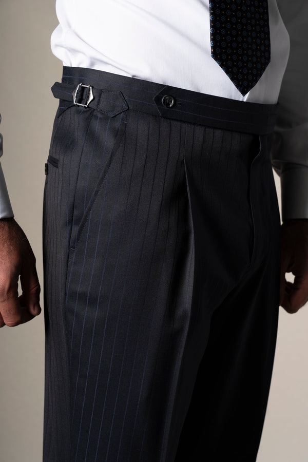 Dark Blue Pinstripe Double Breasted Suit - Traje a medida BUND