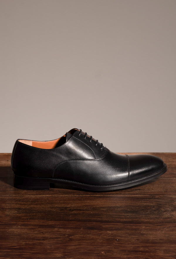 Oxford in Black